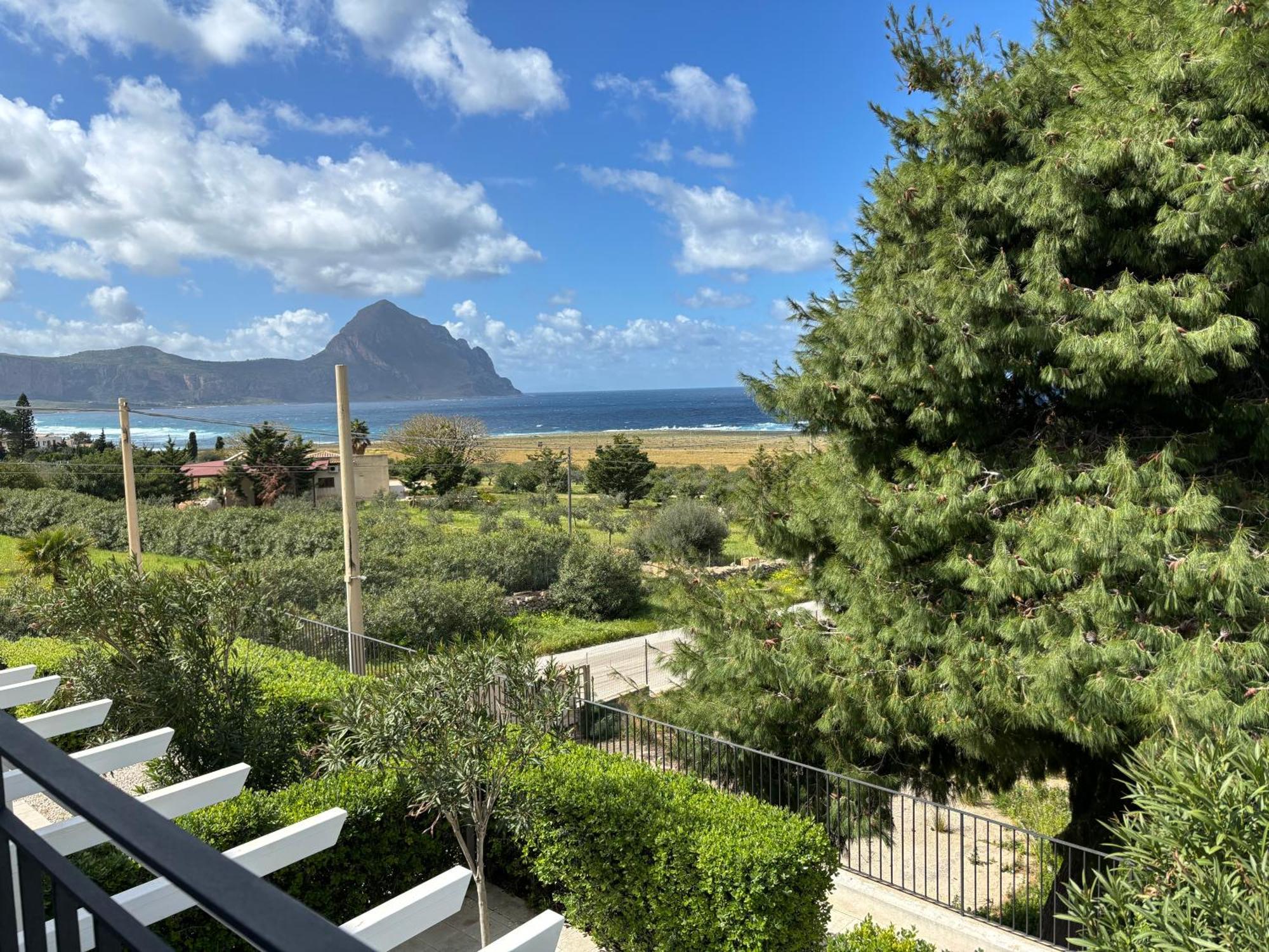 Cala Azzurra Macari Bed And Breakfast And Holidays House Стая снимка