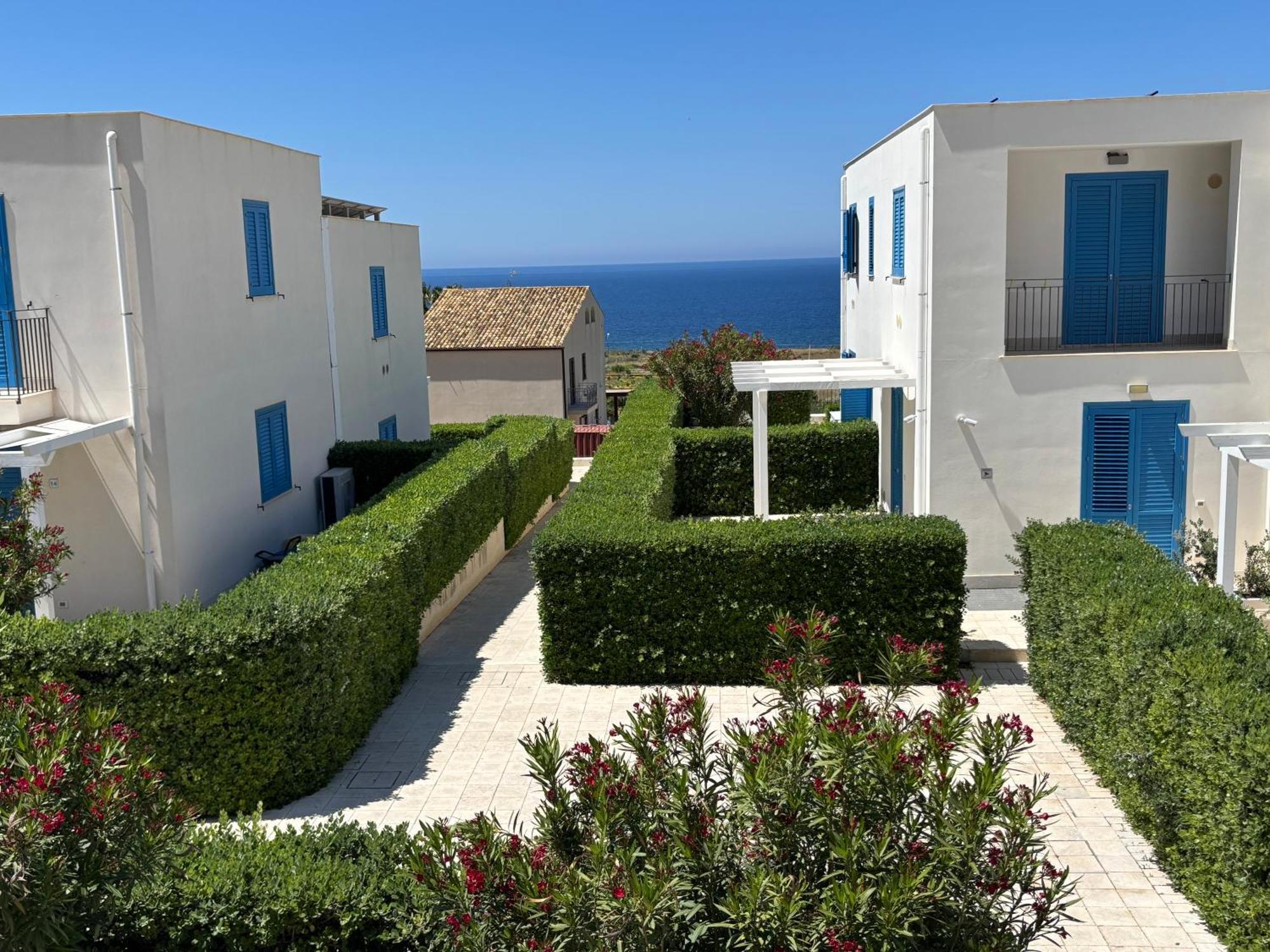 Cala Azzurra Macari Bed And Breakfast And Holidays House Екстериор снимка